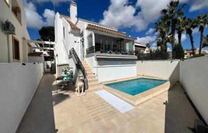 Villa · Revente - Villamartin · Alicante · Espagne