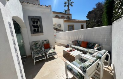 Villa · Revente - Villamartin · Alicante · Espagne