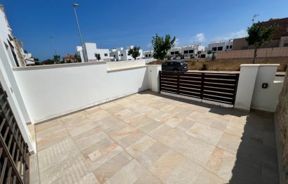 Townhouse · Resale - Torre de la Horadada · Alicante · Spain