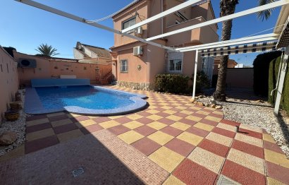 Villa · Revente - Mil Palmeras · Alicante · Espagne