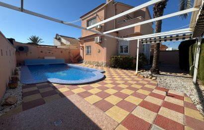 Villa · Revente - Mil Palmeras · Alicante · Espagne