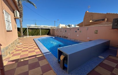 Villa · Revente - Mil Palmeras · Alicante · Espagne