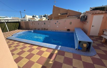 Villa · Revente - Mil Palmeras · Alicante · Espagne