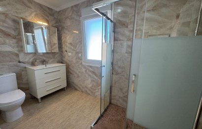 Villa · Revente - Mil Palmeras · Alicante · Espagne