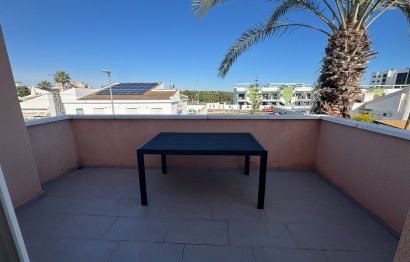 Villa · Revente - Mil Palmeras · Alicante · Espagne