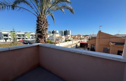 Villa · Revente - Mil Palmeras · Alicante · Espagne