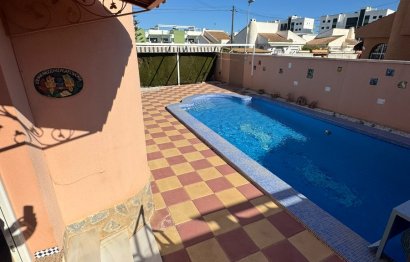 Villa · Revente - Mil Palmeras · Alicante · Espagne