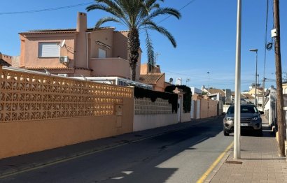 Villa · Revente - Mil Palmeras · Alicante · Espagne