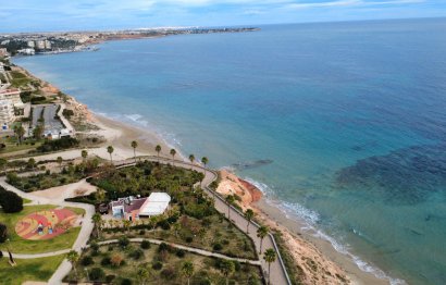 Villa · Revente - Mil Palmeras · Alicante · Espagne