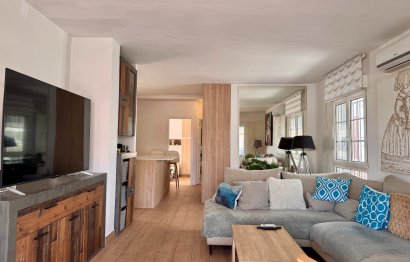 Villa · Revente - Villamartin · Alicante · Espagne
