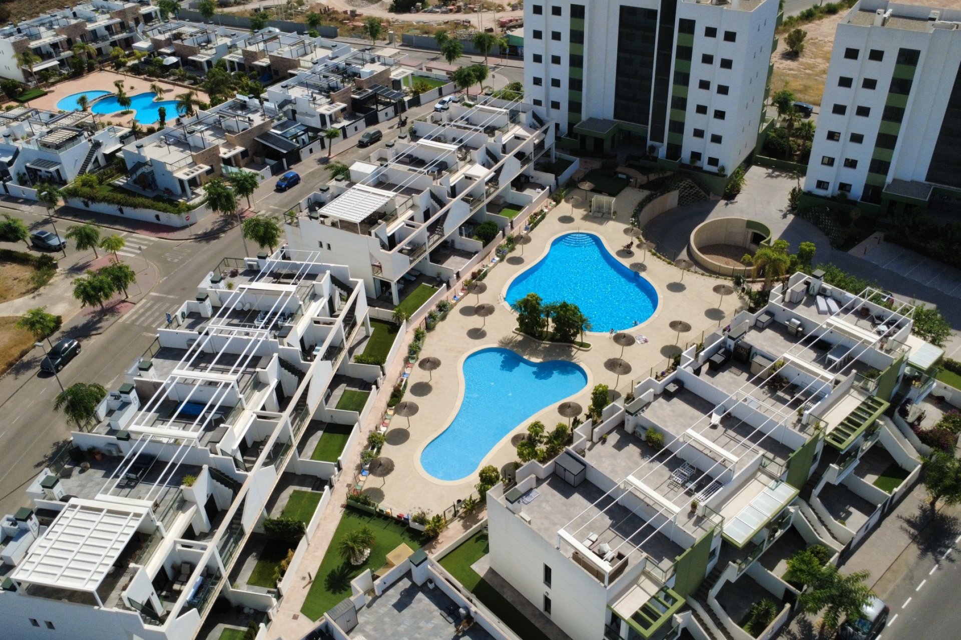 Resale - Duplex - Mil Palmeras