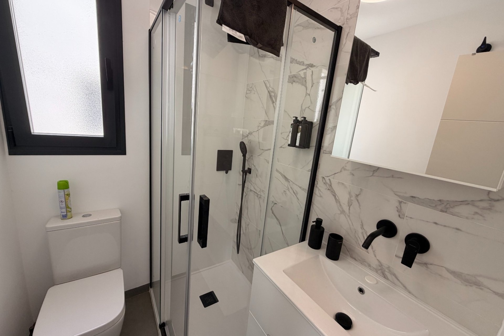 Resale - Duplex - San Miguel de Salinas