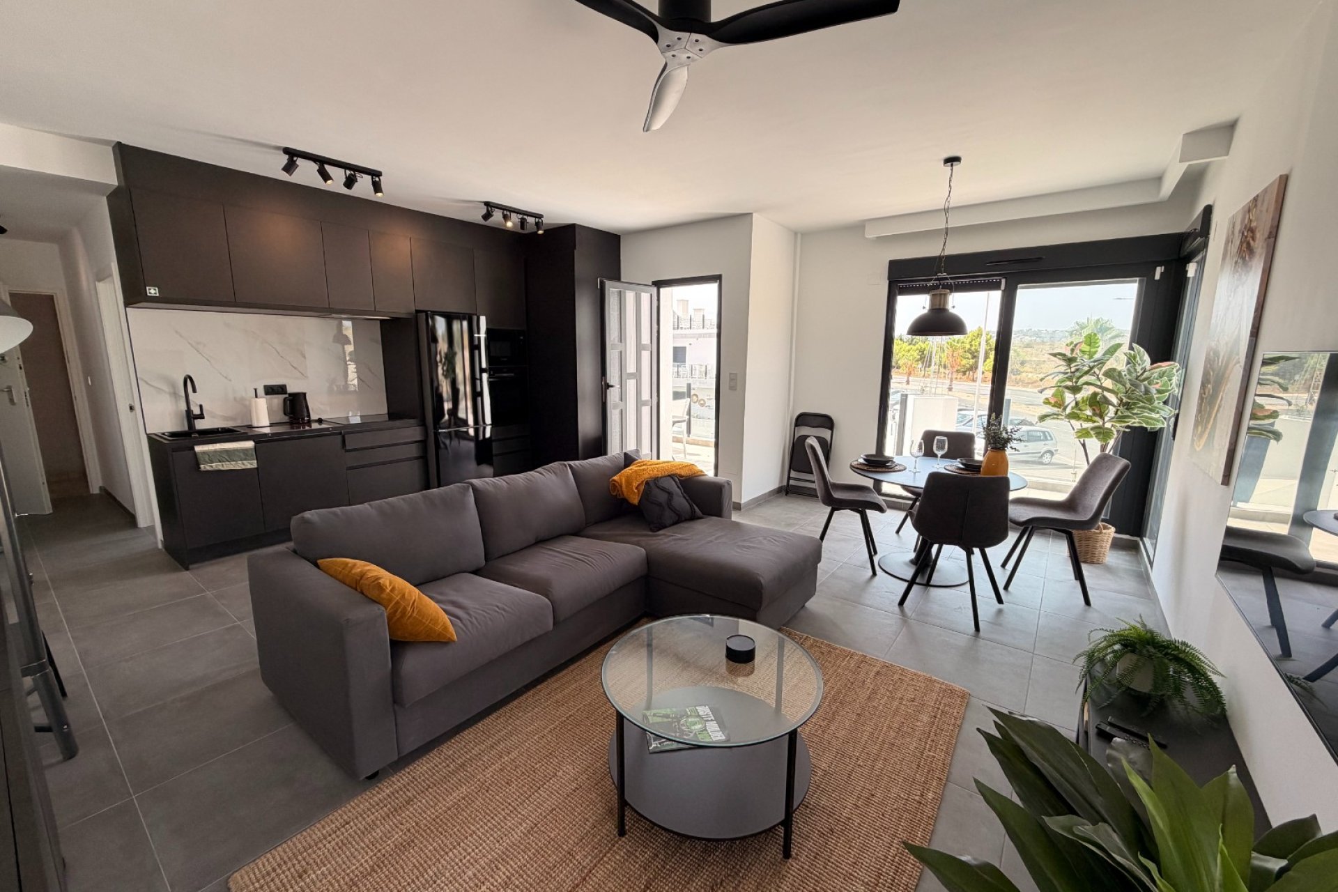 Resale - Duplex - San Miguel de Salinas
