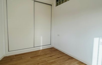 Apartment · Resale - Torre de la Horadada · Alicante · Spain