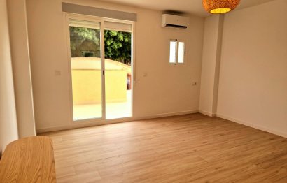 Apartment · Resale - Torre de la Horadada · Alicante · Spain