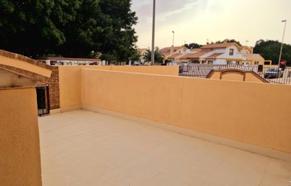 Apartment · Resale - Torre de la Horadada · Alicante · Spain