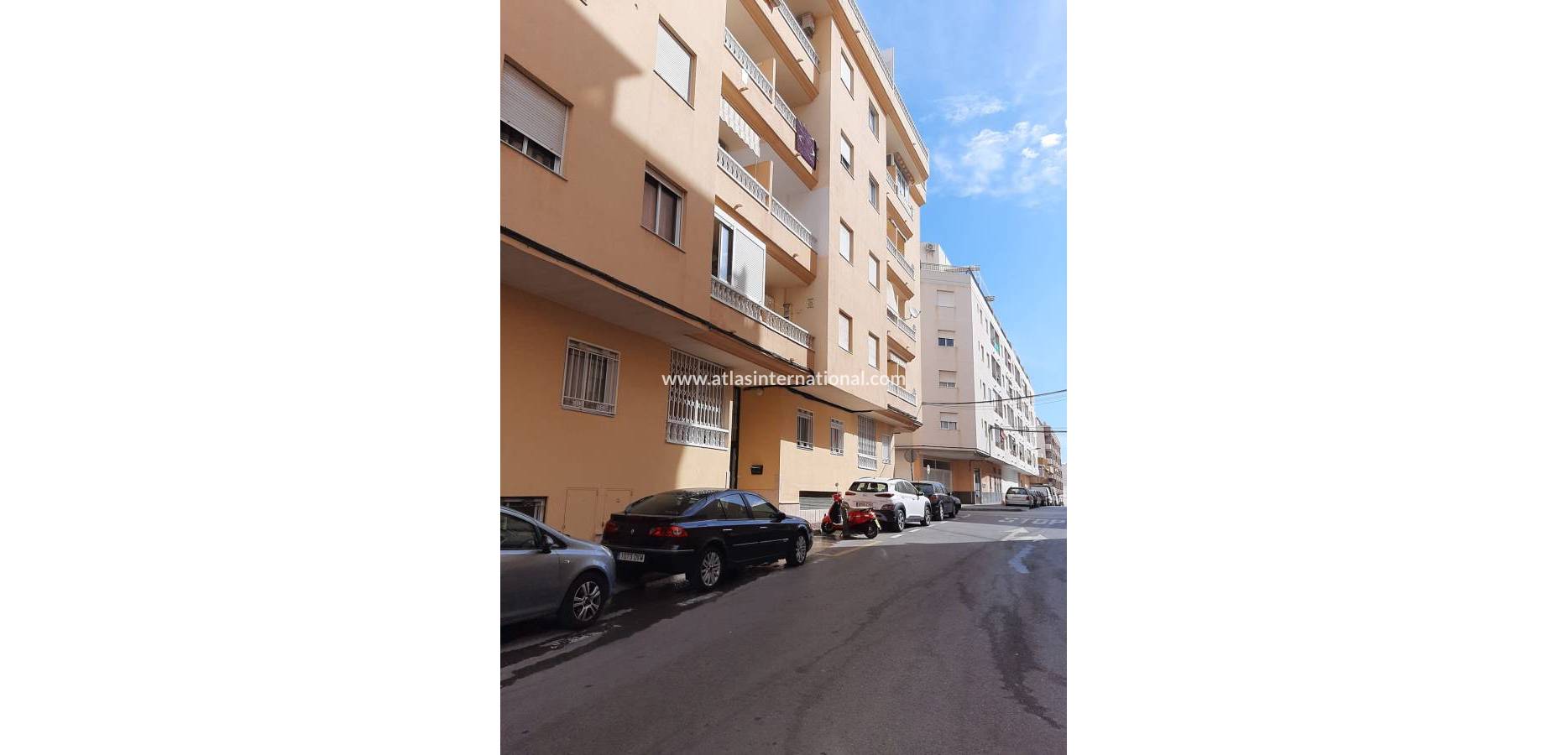 Resale - Apartamento - Torrevieja