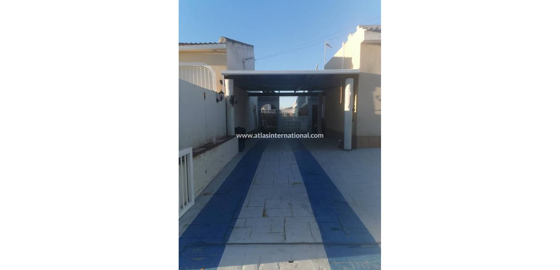 Resale - Casa o Chalet Independiente - Torrevieja - Avenida Abanto