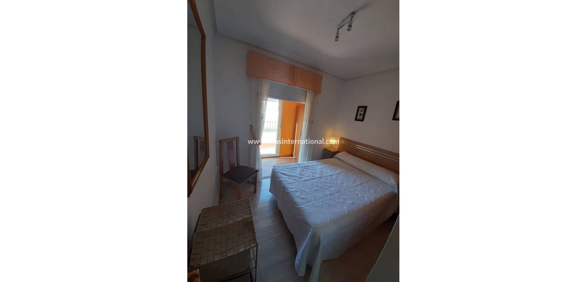 Resale - Apartamento - Torrevieja