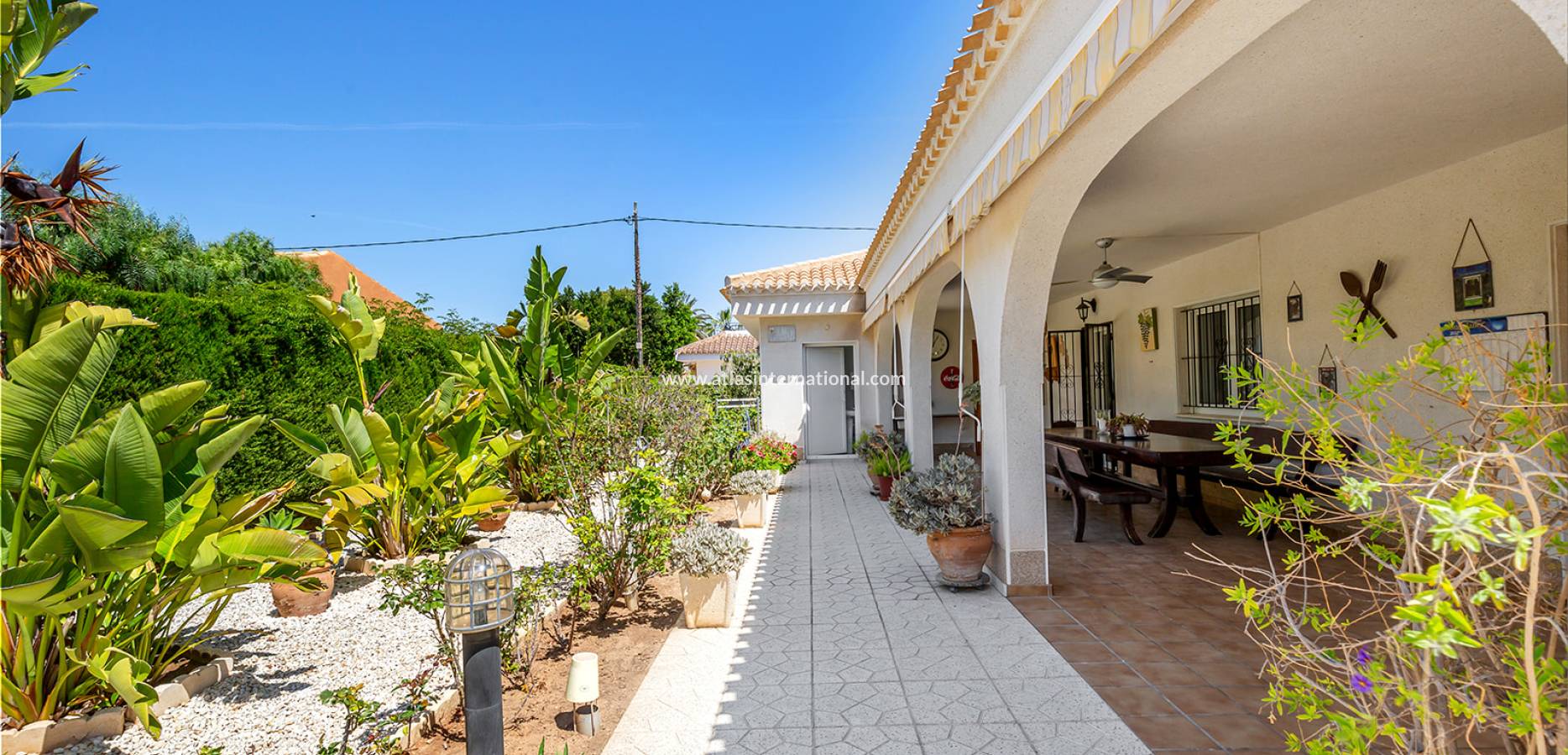 Resale - Chalet Independiente - Orihuela costa