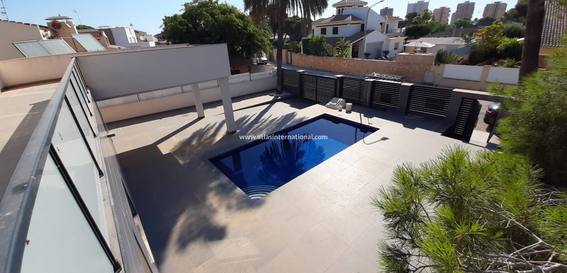 Resale - Chalet Independiente - Orihuela costa - Campoamor