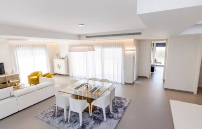 Villa · Obra nueva - Dehesa de Campoamor · Alicante · España