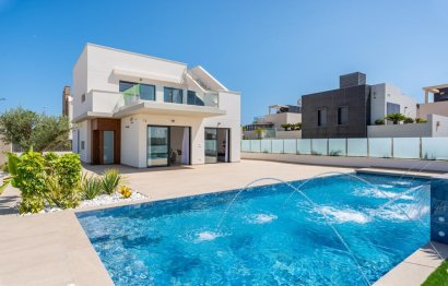 Villa · New Build - Dehesa de Campoamor · Alicante · Spain