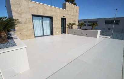 Villa · New Build - San Miguel de Salinas · Alicante · Spain
