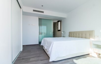 Таунхаус · Новое здание - Villamartin · Alicante · Испания