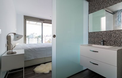 Таунхаус · Новое здание - Villamartin · Alicante · Испания