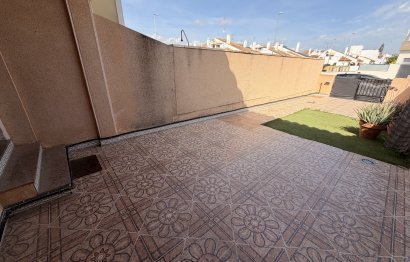 Rekkehus · Videresalg - Torre de la Horadada · Torre de La Horadada - Town · Alicante · Spania