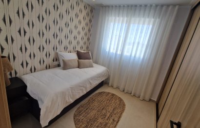 Бунгало · Новое здание - Pilar de la Horadada · Alicante · Испания