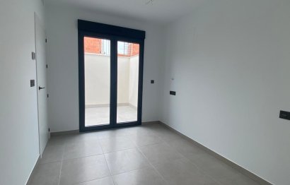 Дом · Новое здание - Los Alcázares · Murcia · Испания