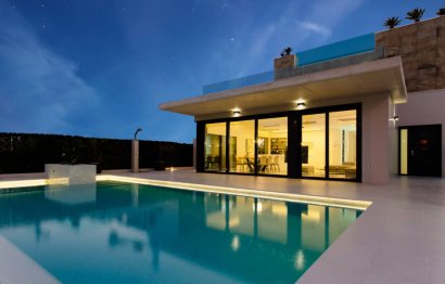 Villa · Obra nueva - Dehesa de Campoamor · Alicante · España